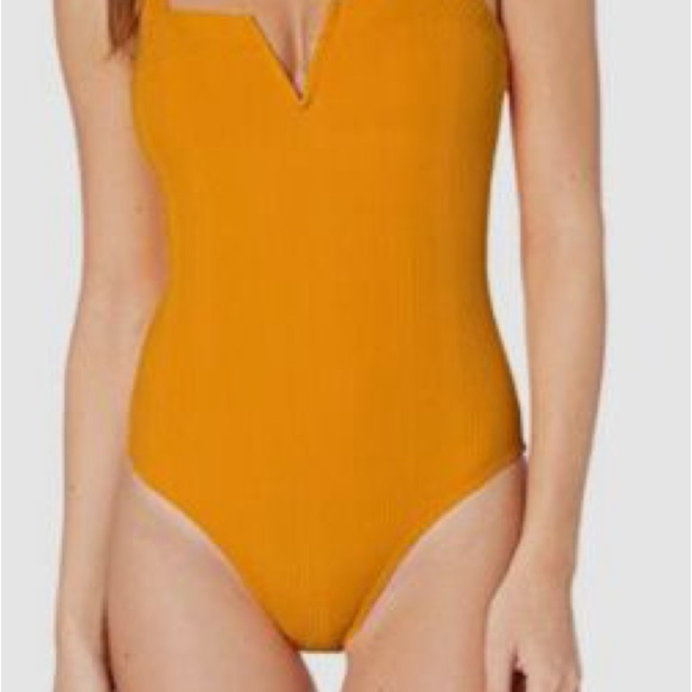 l*space Ribbed One-Piece Swimsuit - Picture 5 of 9